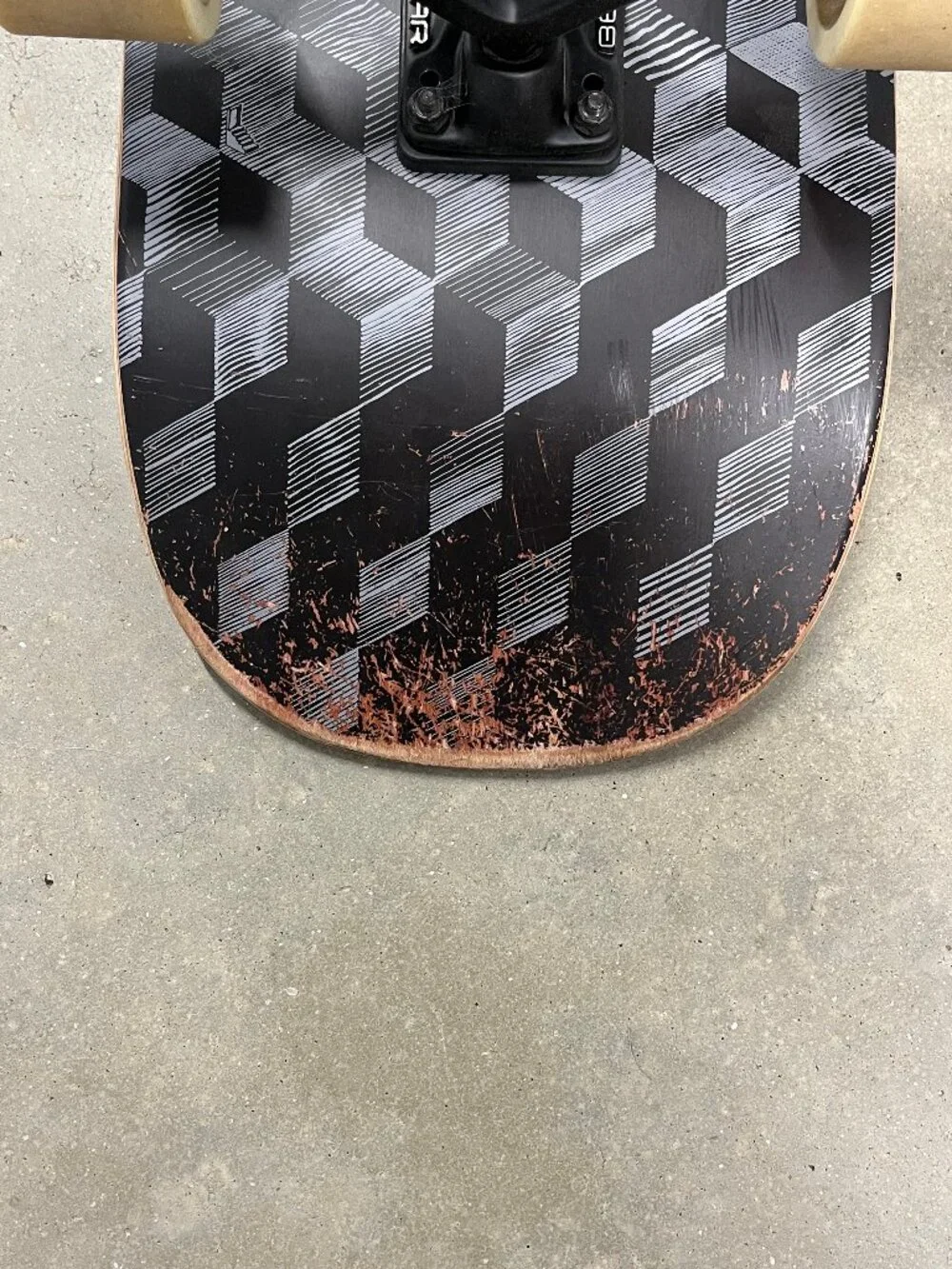 Landyachtz ATV Perfecto Q-Binski skateboard